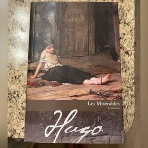 Victor Hugo Les Misérables Paperback Book